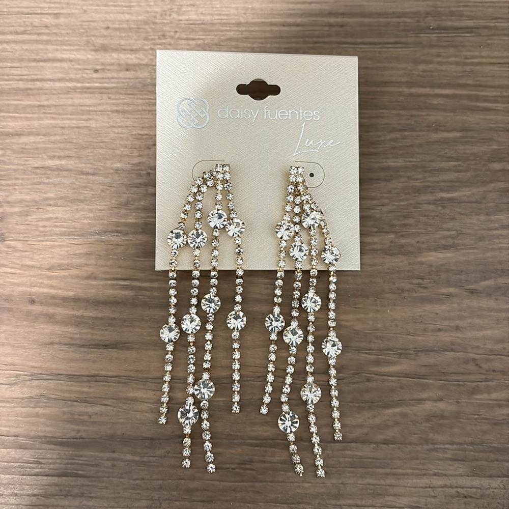 Daisy Fuentes Luxe Earrings